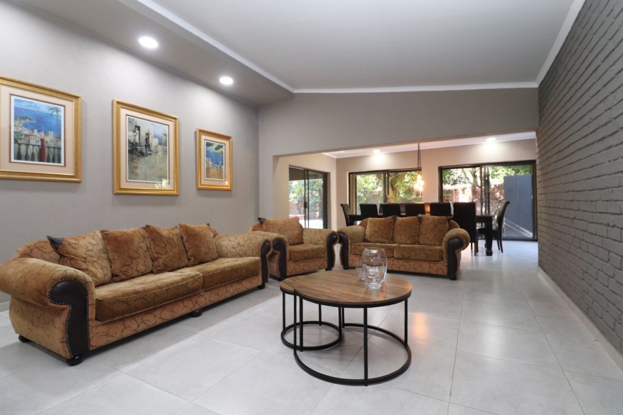 5 Bedroom Property for Sale in Irene Park North West